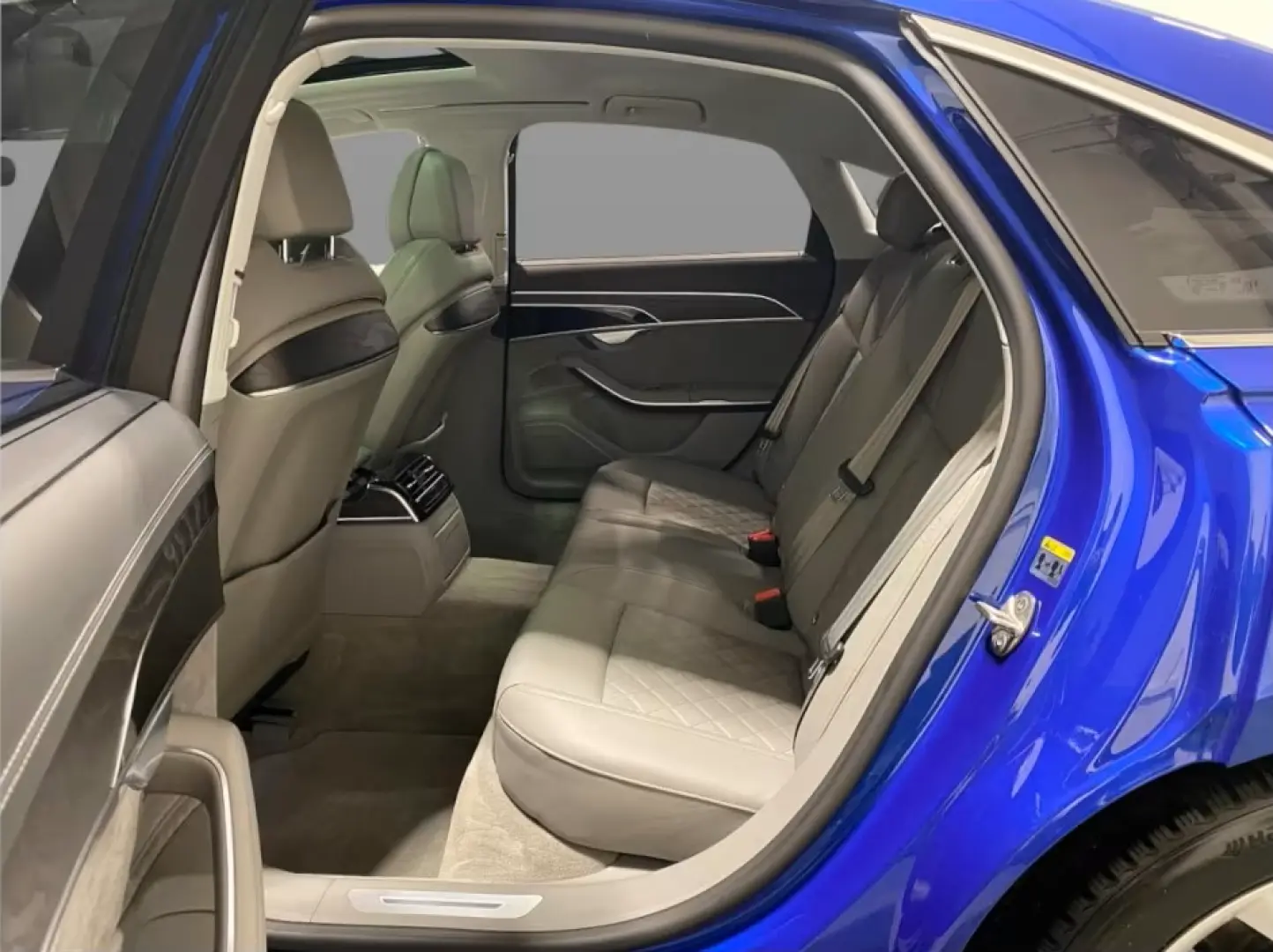 Audi A8 50 TDI quattro S-Line HuD Pano