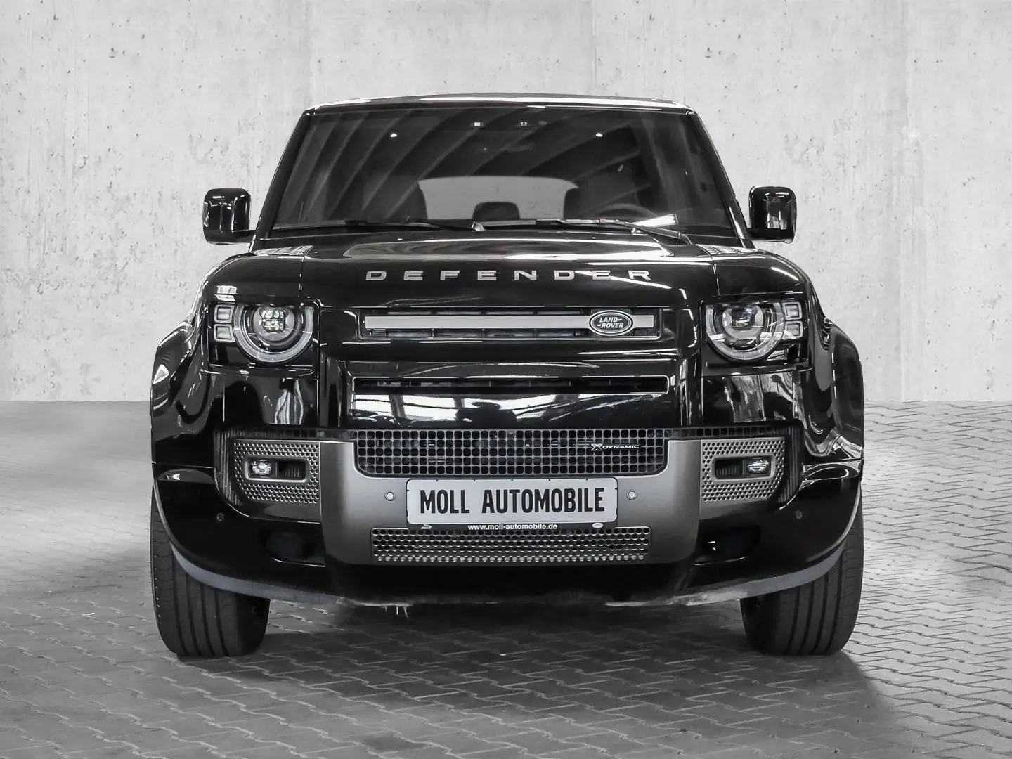 Land Rover Defender 110 X-Dynamic SE P400