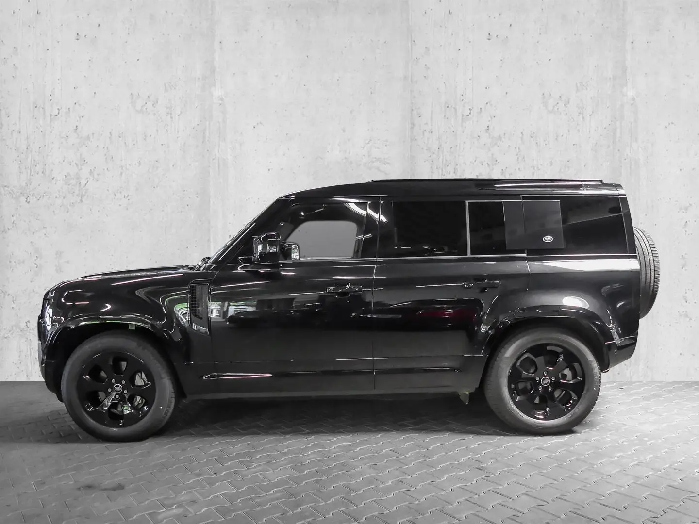 Land Rover Defender 110 X-Dynamic SE P400