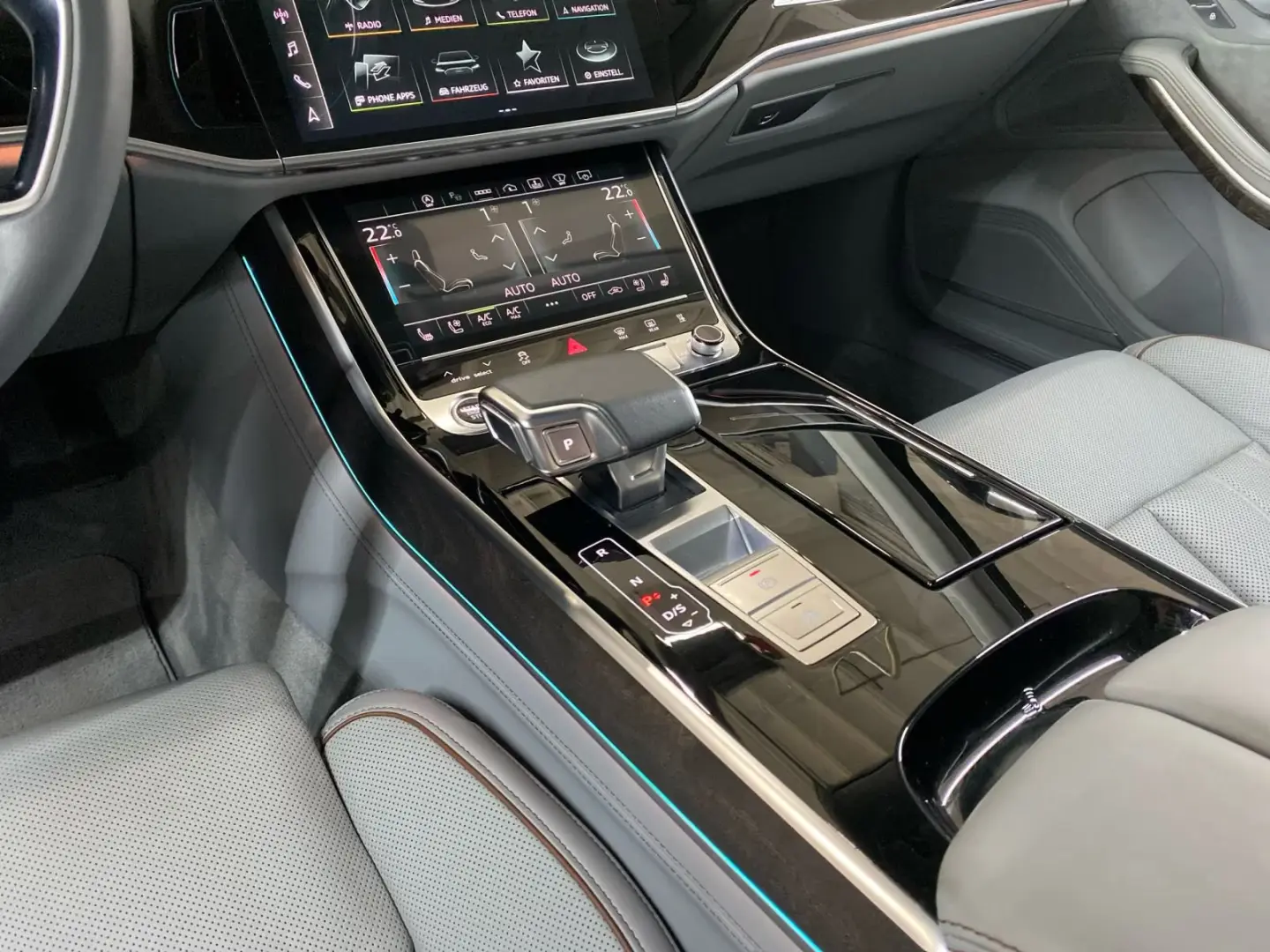 Audi A8 50 TDI HD-Matrix