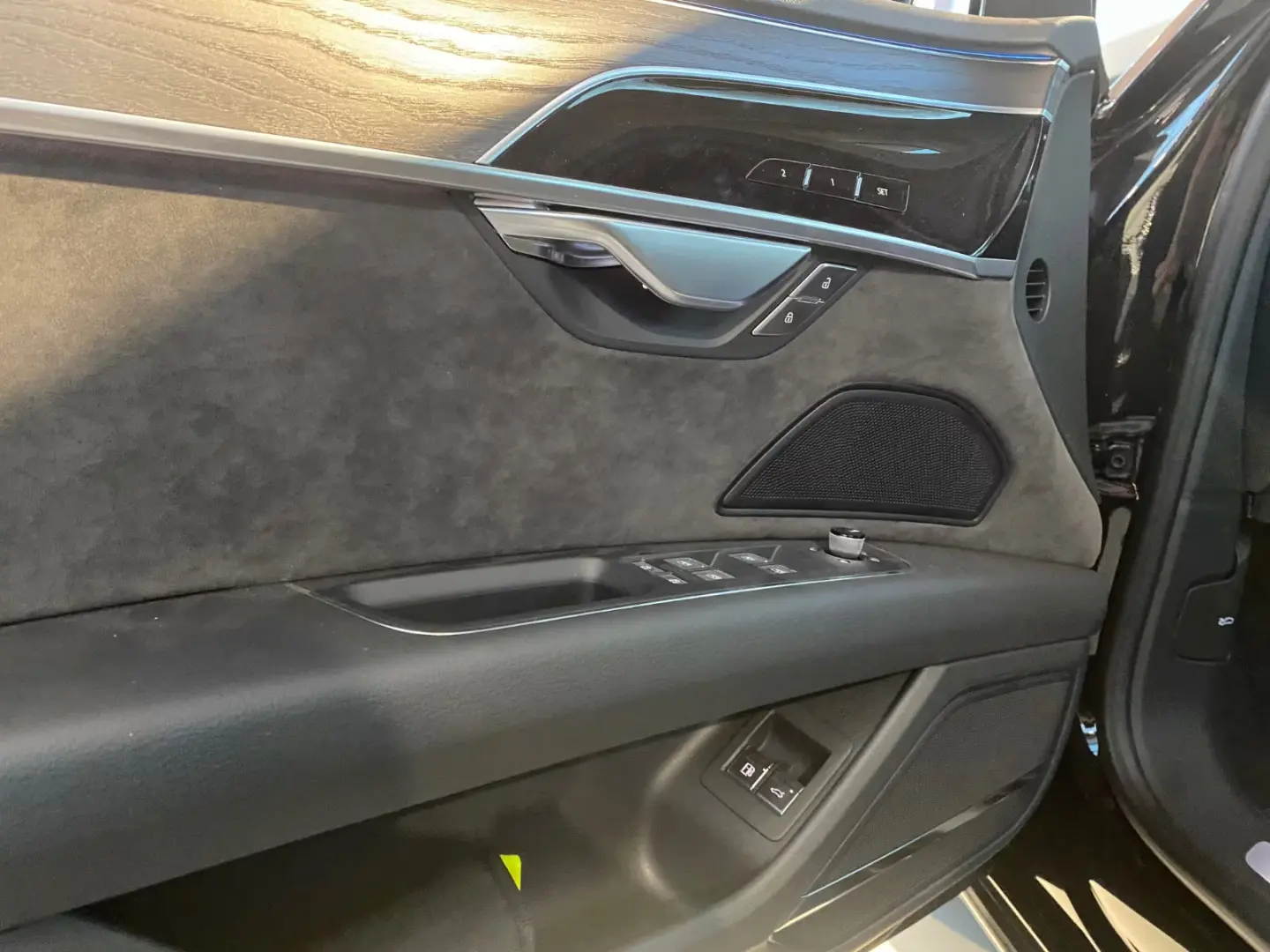 Audi A8 60 TFSI și quattro HUD LASER AHK