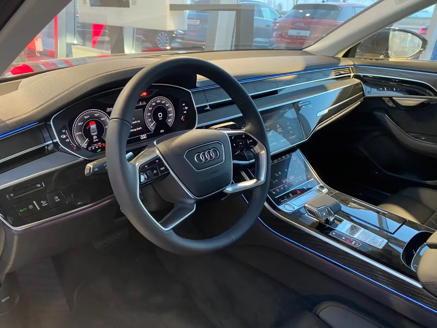 Audi A8 60 TFSI și quattro HUD LASER AHK