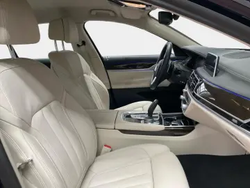 750i xDrive Innovation Executive Drive Pro Laser