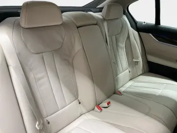 750i xDrive Innovation Executive Drive Pro Laser