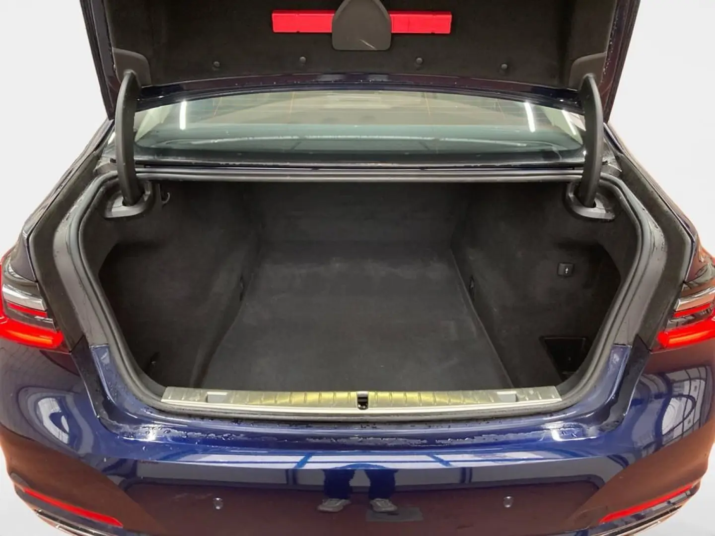 750i xDrive Innovation Executive Drive Pro Laser