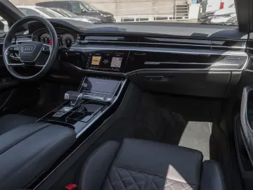 Audi A8 55 TFSI Q MASSAGE HD MATRIX LED