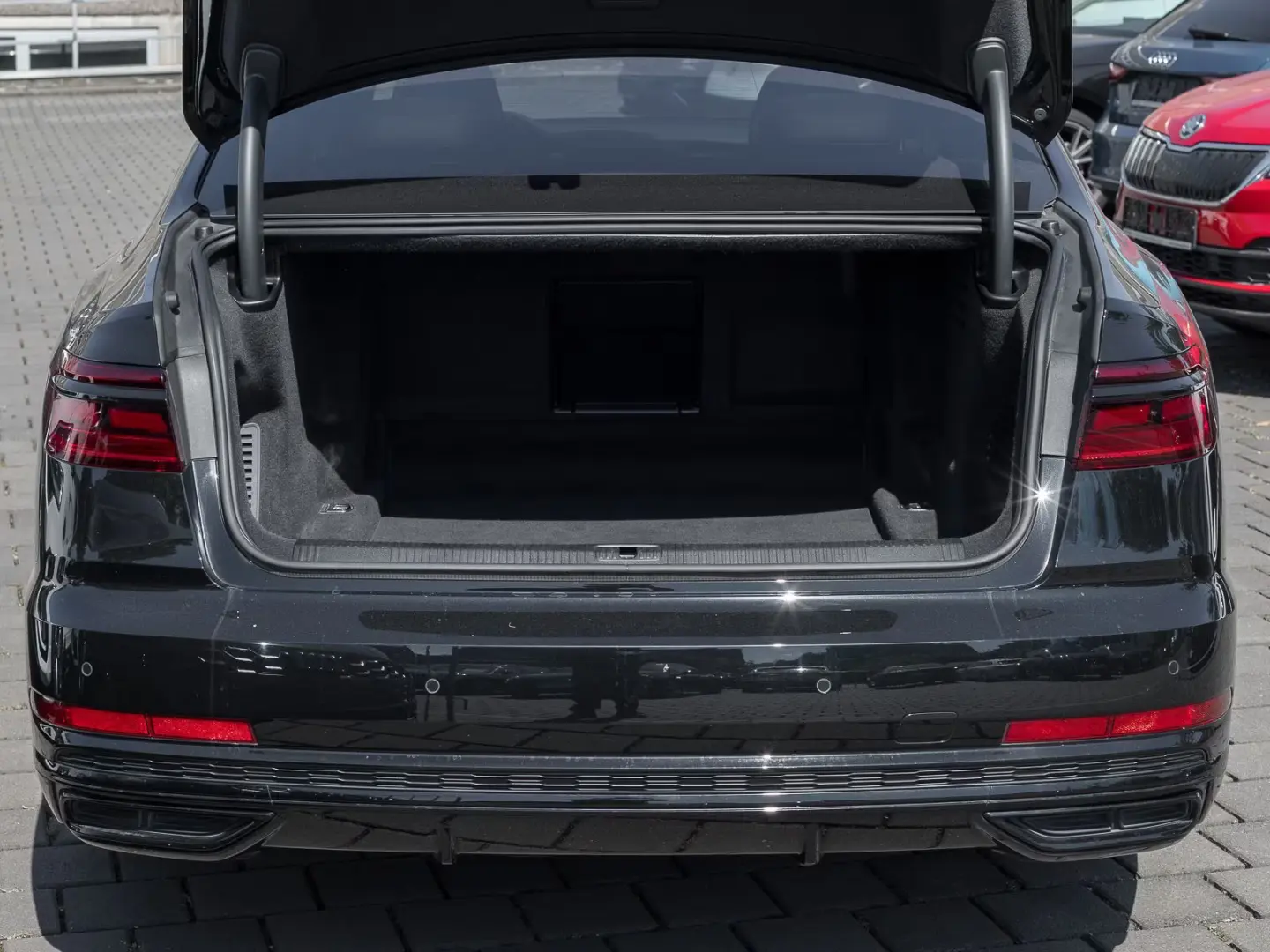 Audi A8 55 TFSI Q MASSAGE HD MATRIX LED