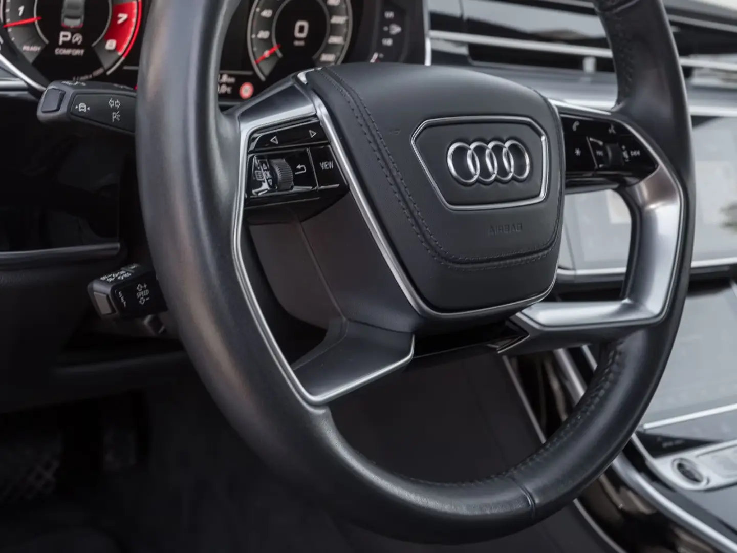Audi A8 55 TFSI Q MASSAGE HD MATRIX LED