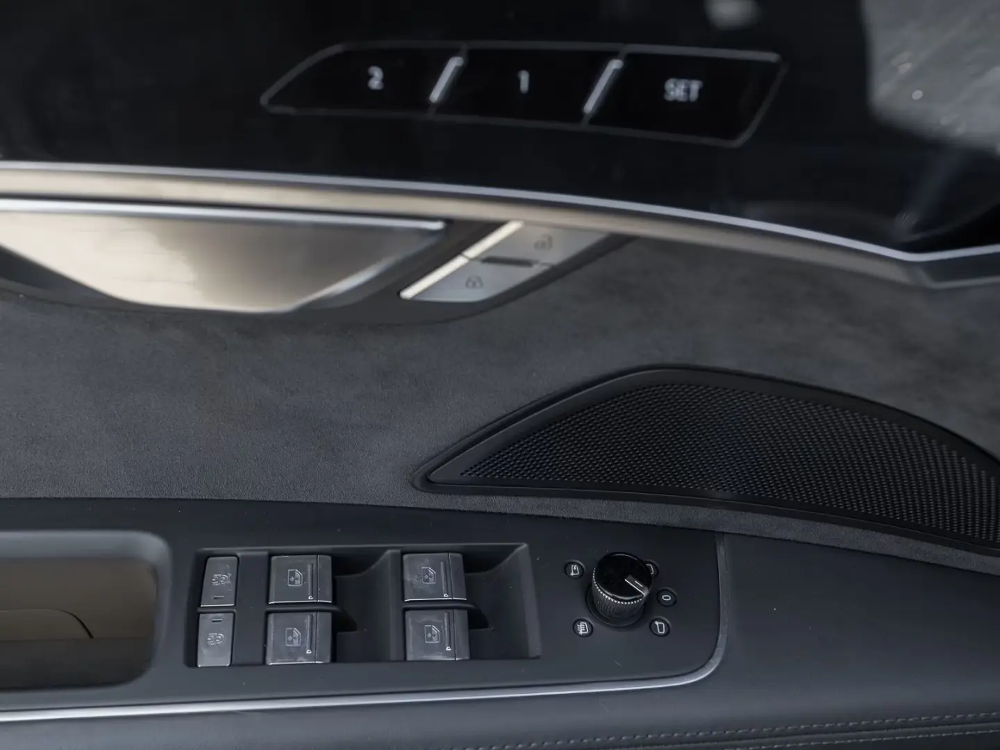 Audi A8 55 TFSI Q MASSAGE HD MATRIX LED