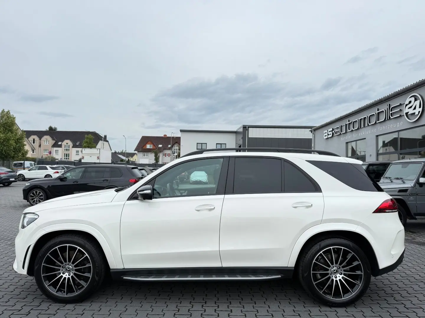 GLE 400d 4M AMG-PAKET 360 HUD ACC LED AHK DAB