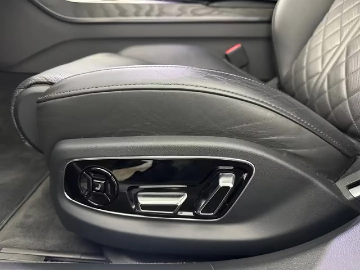 Audi A8 50TDI quattro CAMERĂ STANDH HUD