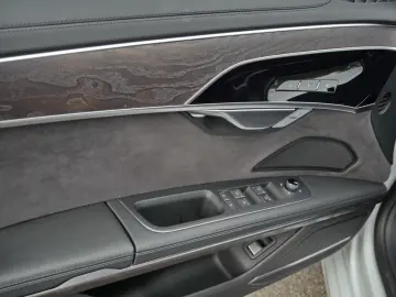 Audi A8 50 TDI quattro Stand Air Nacht