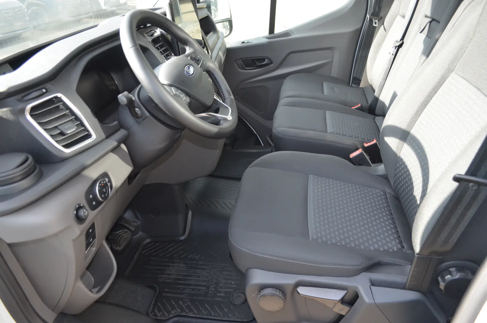 Ford Transit ICA 3 Single Chassis Cab Trend AT