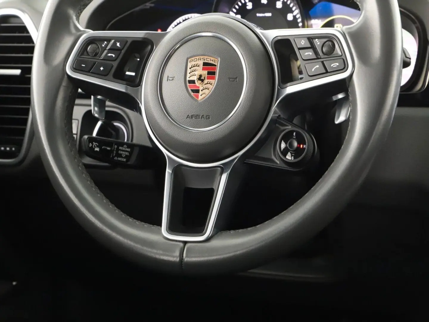 Cayenne E-Hybrid 2020   Automatik  Scheckheft