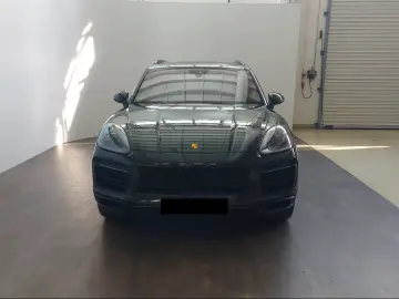 Cayenne KLIMA NAVI LED HUD PANO KEYLESS CAMERA