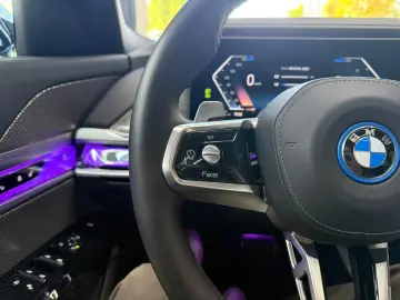 BMW Seria 7 750e xDrive AT PHEV00