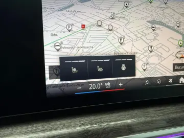 BMW Seria 7 750e xDrive AT PHEV00