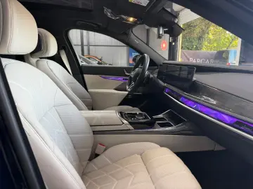 BMW Seria 7 750e xDrive AT PHEV00