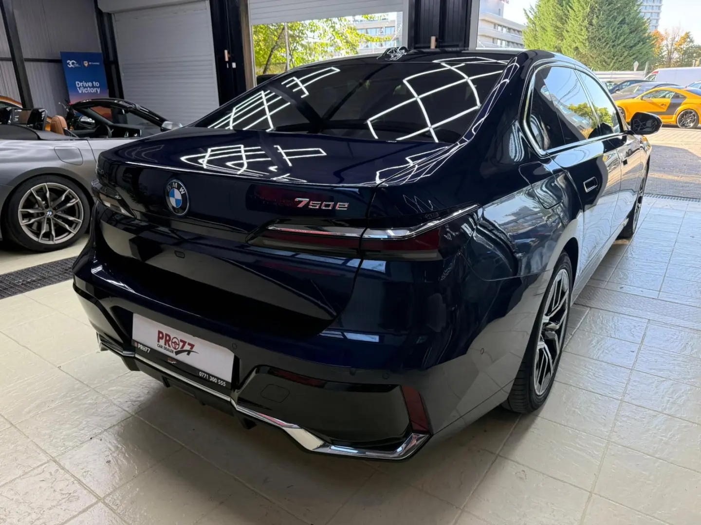 BMW Seria 7 750e xDrive AT PHEV00