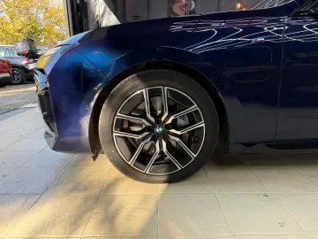 BMW Seria 7 750e xDrive AT PHEV00