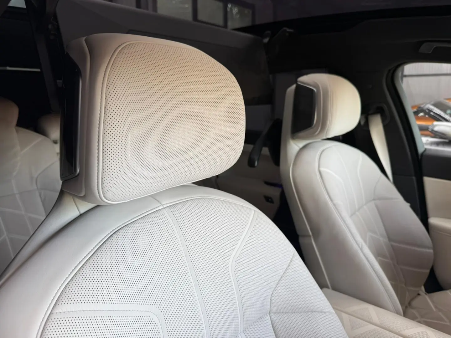 BMW Seria 7 750e xDrive AT PHEV00