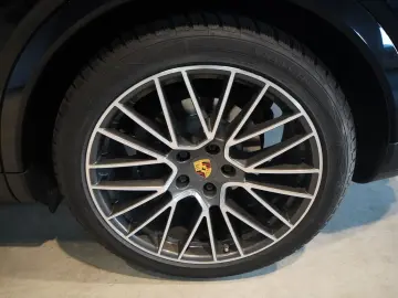 Cayenne Coupe 3.0 -BRD-U-frei-Panorama-Pz-Gepfl.
