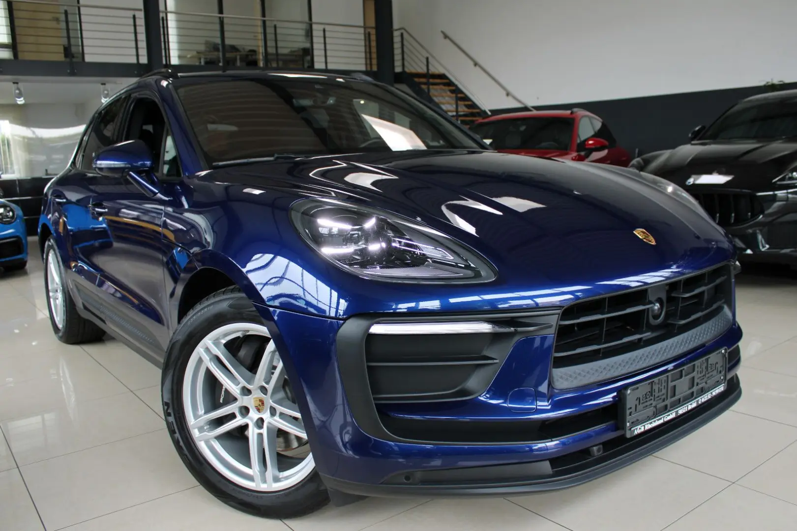 MACAN III PDK NEUES MODELL 265PS LEDER 1HAND TOP