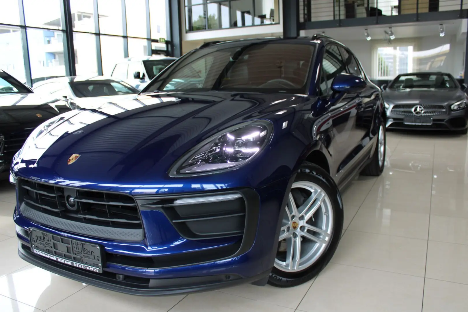 MACAN III PDK NEUES MODELL 265PS LEDER 1HAND TOP