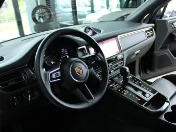 MACAN III PDK NEUES MODELL 265PS LEDER 1HAND TOP