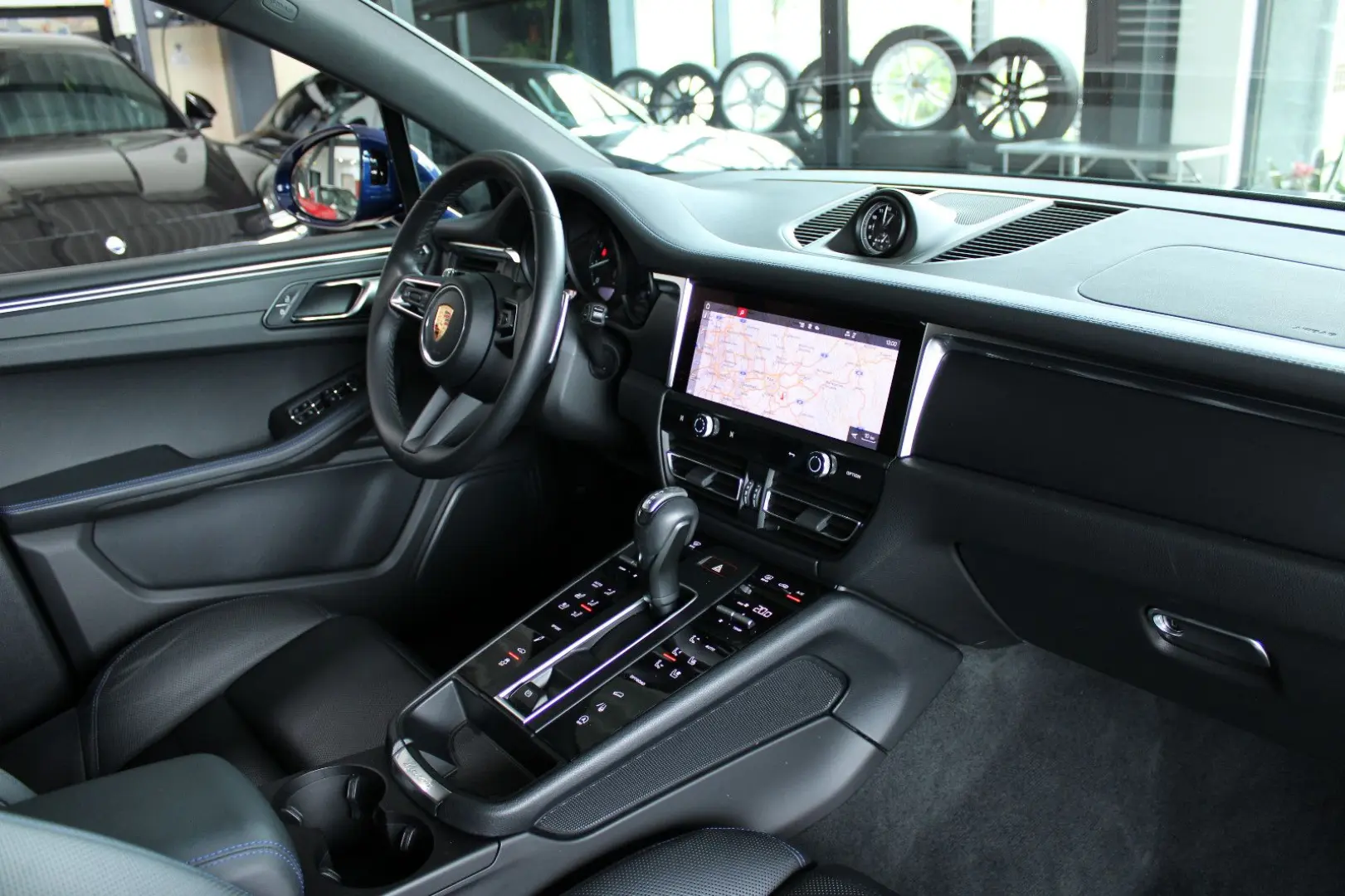 MACAN III PDK NEUES MODELL 265PS LEDER 1HAND TOP