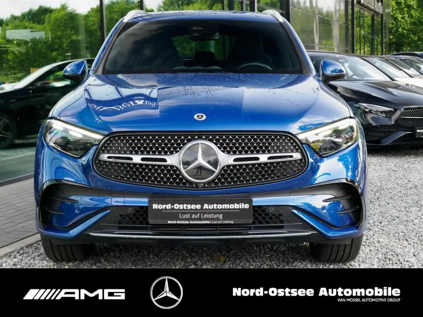 GLC 300 4M AMG TEMPO AHK 360  SITZHZG KEYLESS