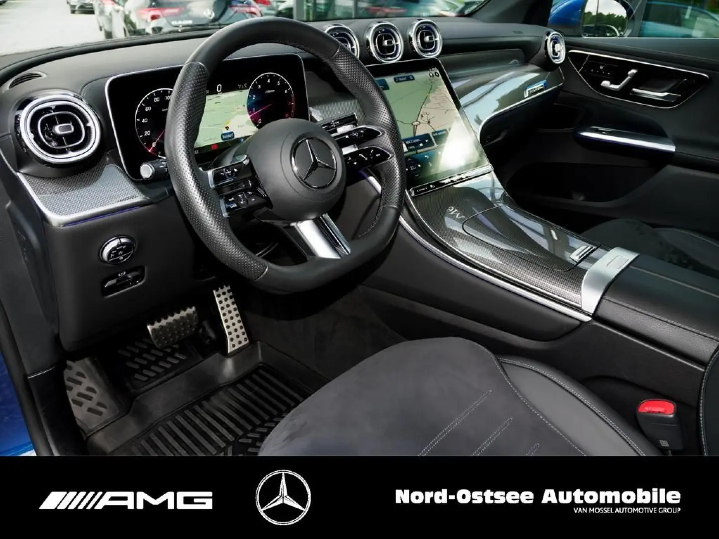 GLC 300 4M AMG TEMPO AHK 360  SITZHZG KEYLESS