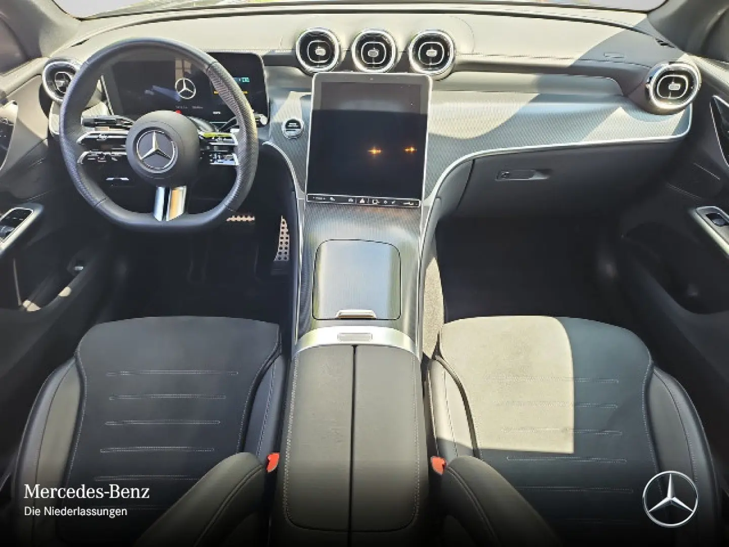 GLC 200 4M Coupe AMG Adv  Night Pano Distr Memo