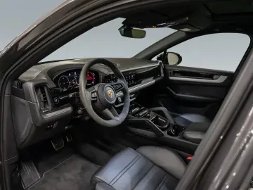 Cayenne S Coupe PASM PDCC BOSE InnoDrive
