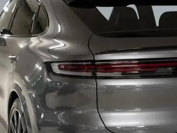 Cayenne S Coupe PASM PDCC BOSE InnoDrive