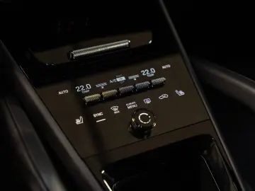 Cayenne S Coupe PASM PDCC BOSE InnoDrive