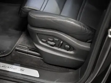 Cayenne S Coupe PASM PDCC BOSE InnoDrive