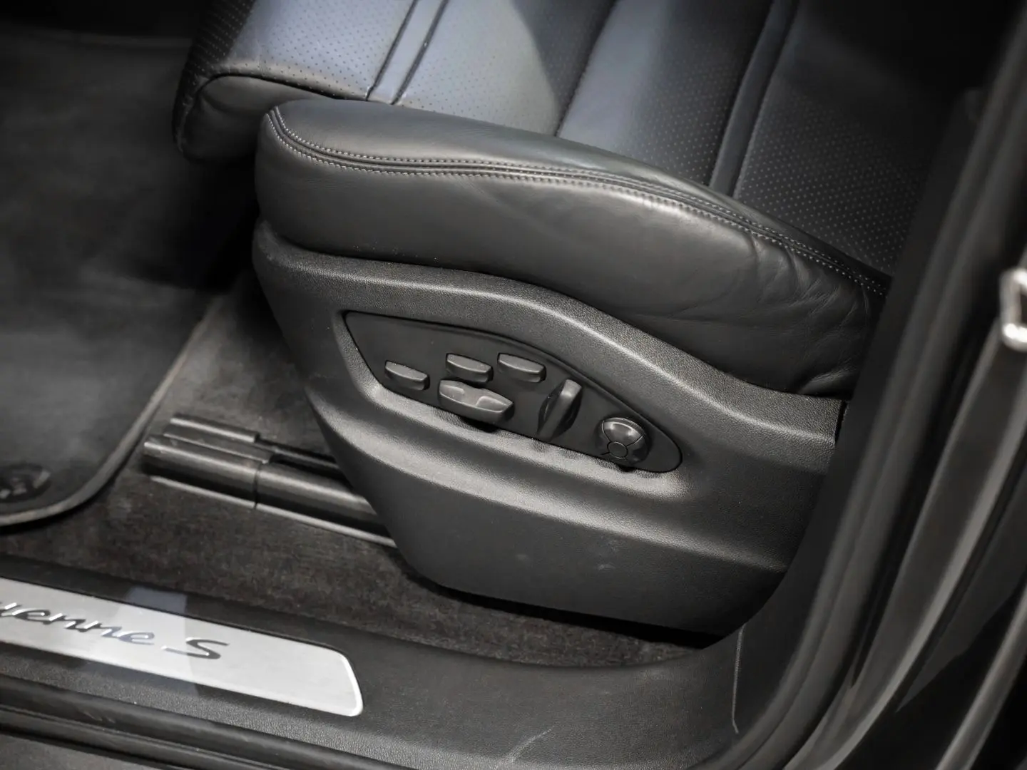 Cayenne S Coupe PASM PDCC BOSE InnoDrive