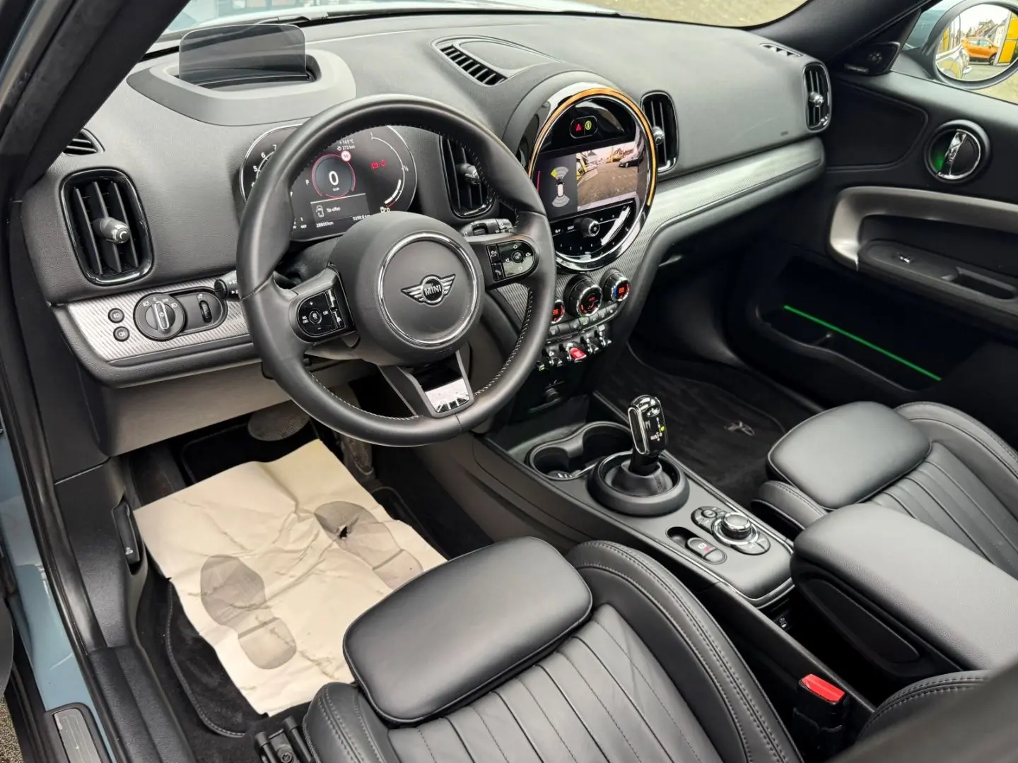 Cooper Countryman Aut PANO RFK MEMORY ACC HUD HK