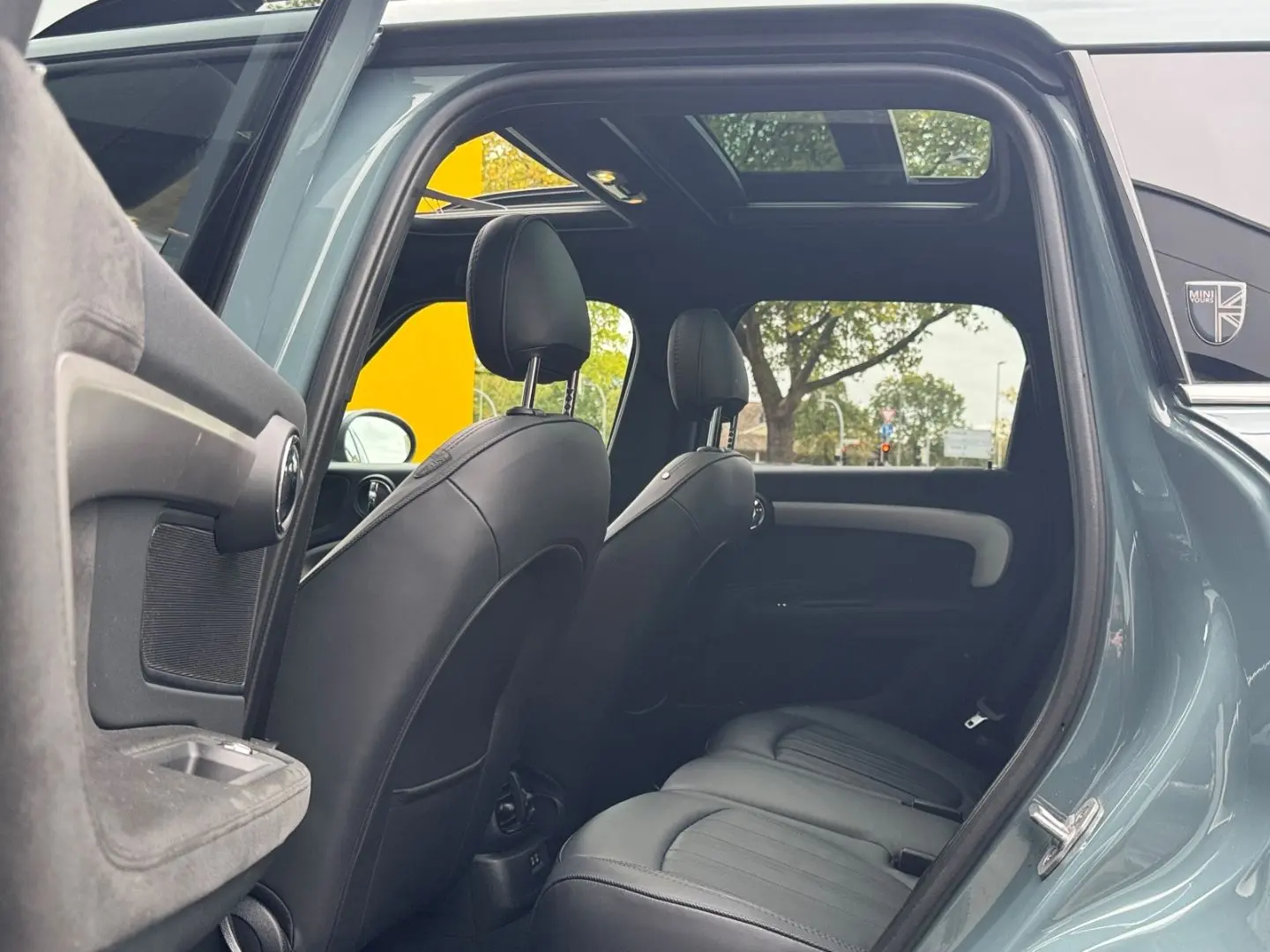 Cooper Countryman Aut PANO RFK MEMORY ACC HUD HK