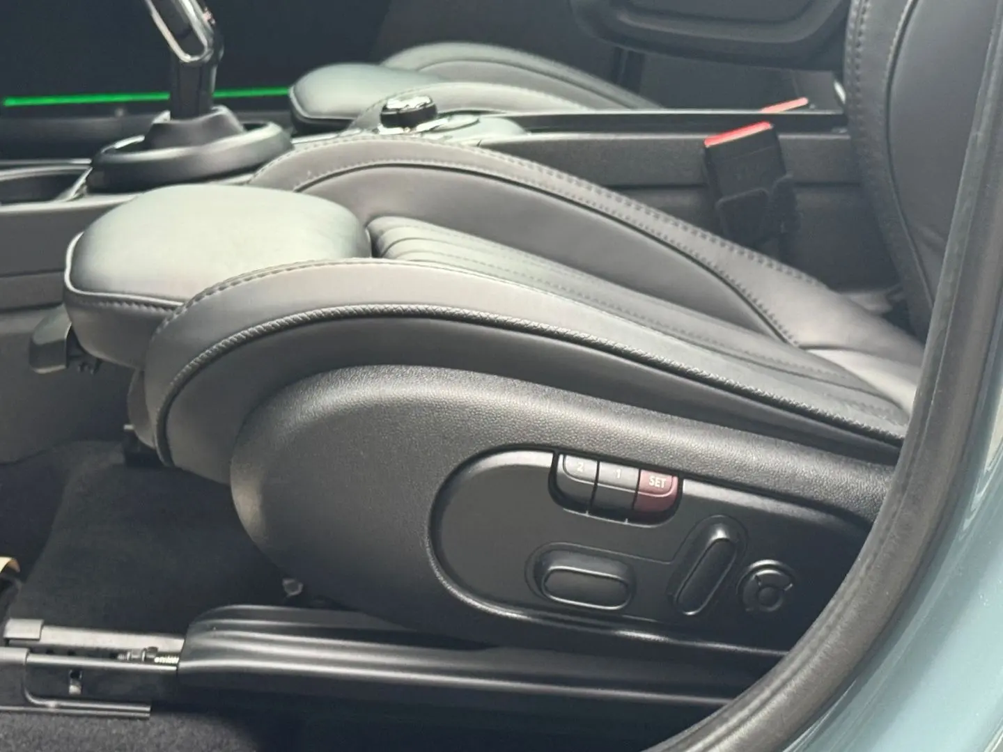 Cooper Countryman Aut PANO RFK MEMORY ACC HUD HK