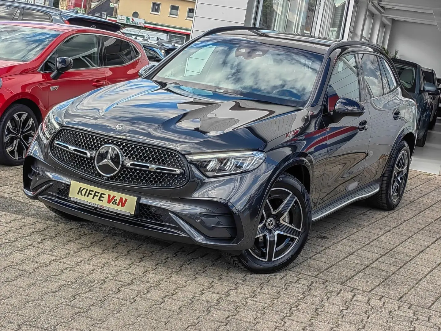 GLC 300 d 4Matic HUP AMG 360Kamera Trittbr. AHK