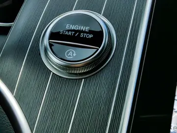 GLC 300 d 4Matic HUP AMG 360Kamera Trittbr. AHK