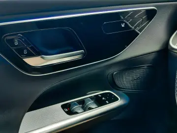 GLC 300 d 4Matic HUP AMG 360Kamera Trittbr. AHK