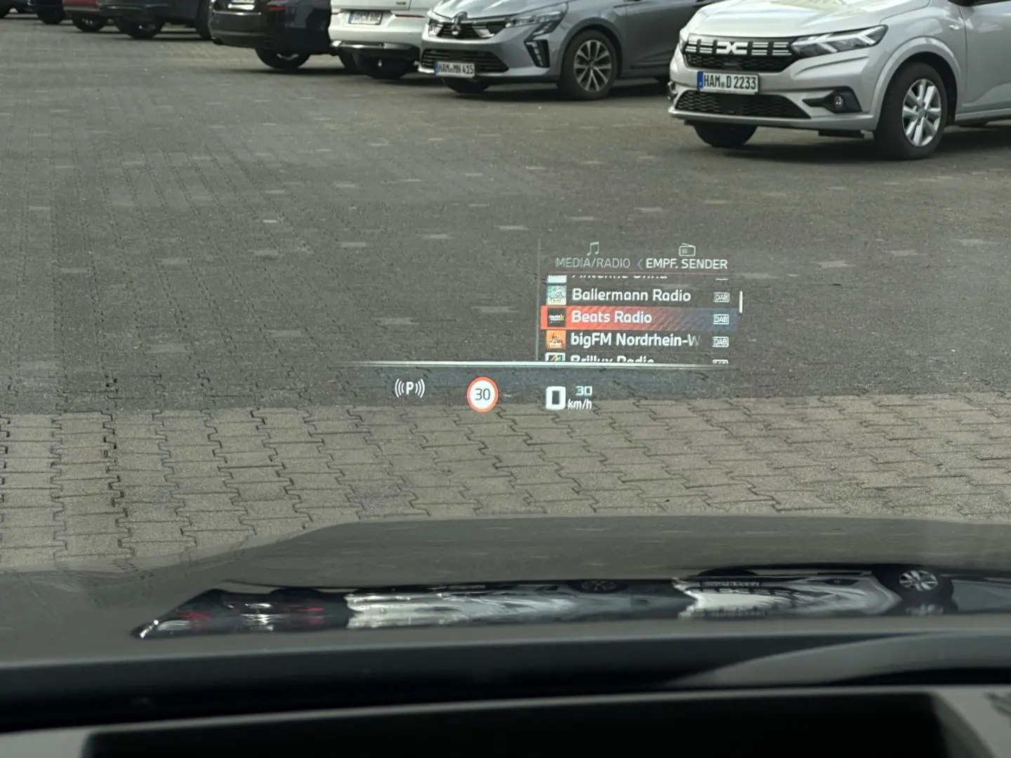 i5 M60 xDrive ICONIC PANO KLIMASITZ DAP B&W PA