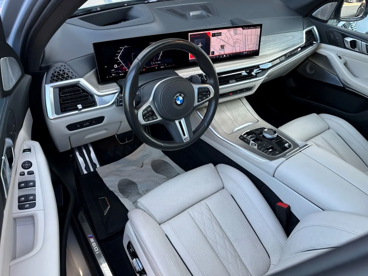 X5 M60 HUD SKYPANO DAP PA  B&W INTEGRAL 2ACHS