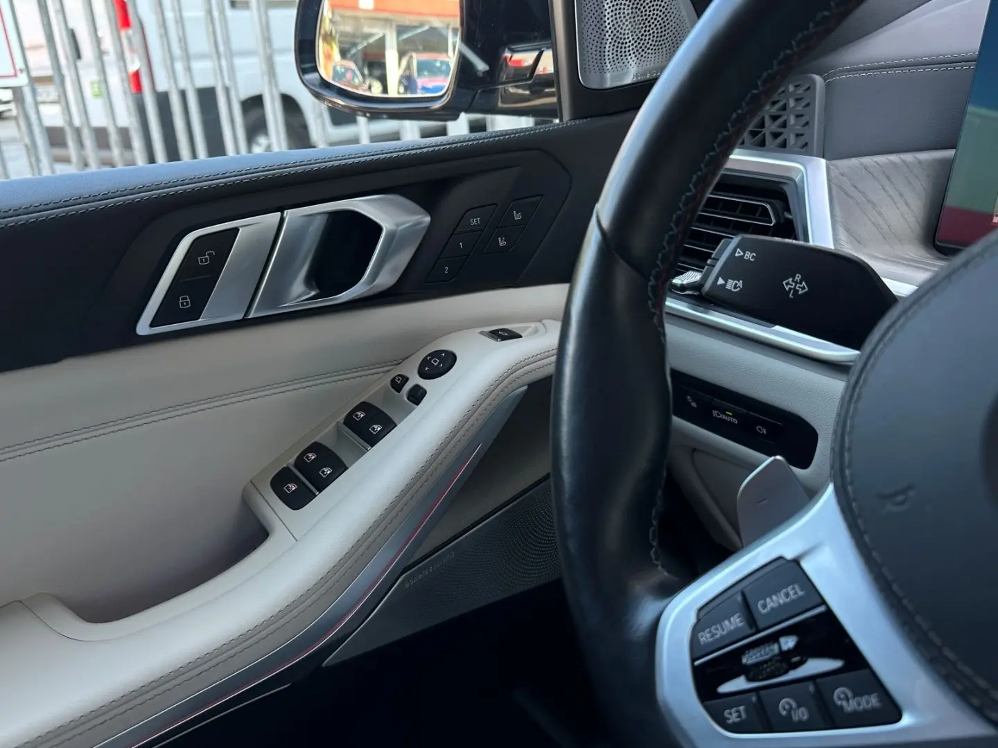X5 M60 HUD SKYPANO DAP PA  B&W INTEGRAL 2ACHS