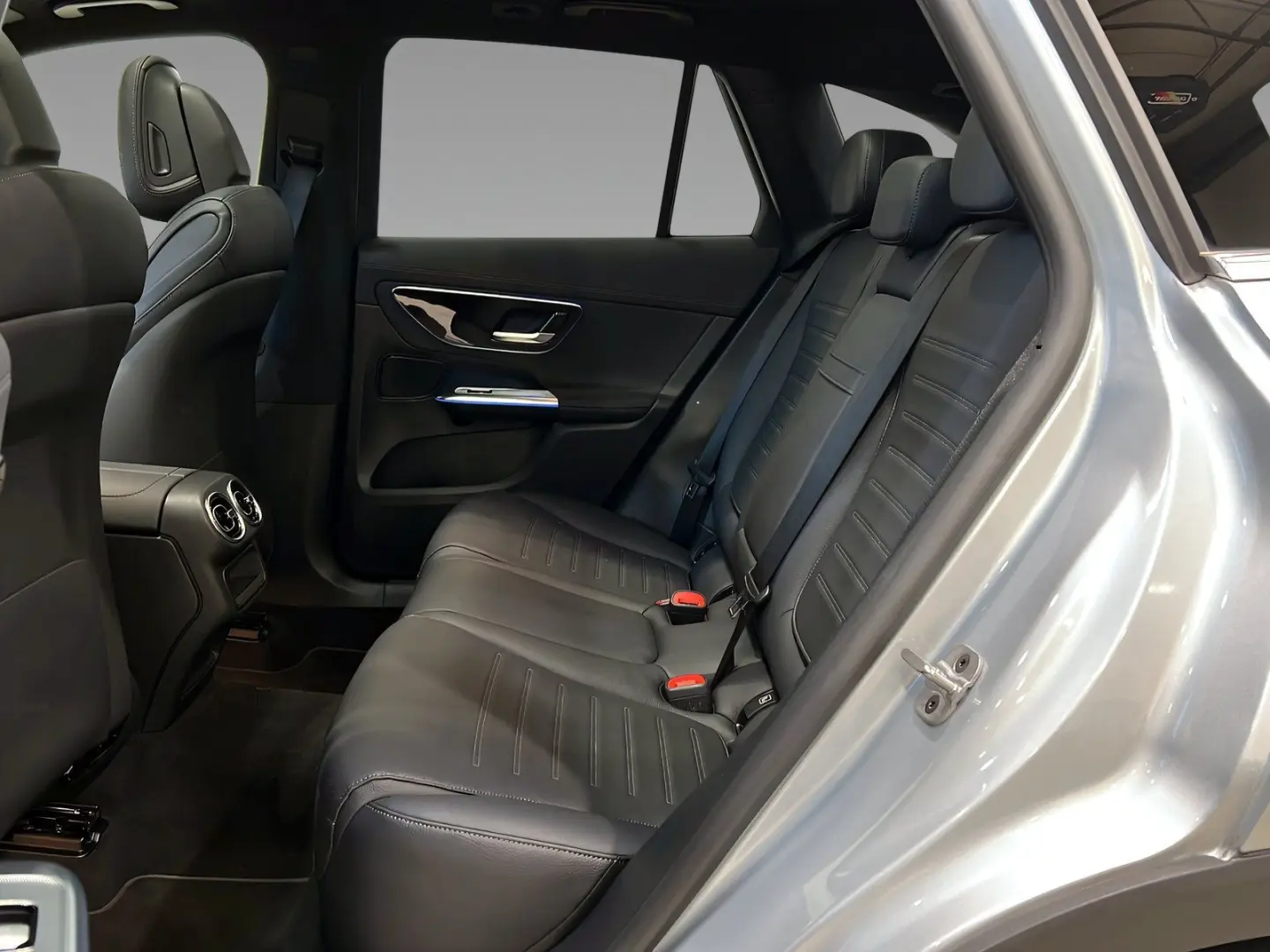 GLC 200 4M AMG MBUX Pano Memo Kamera LrHz AHK