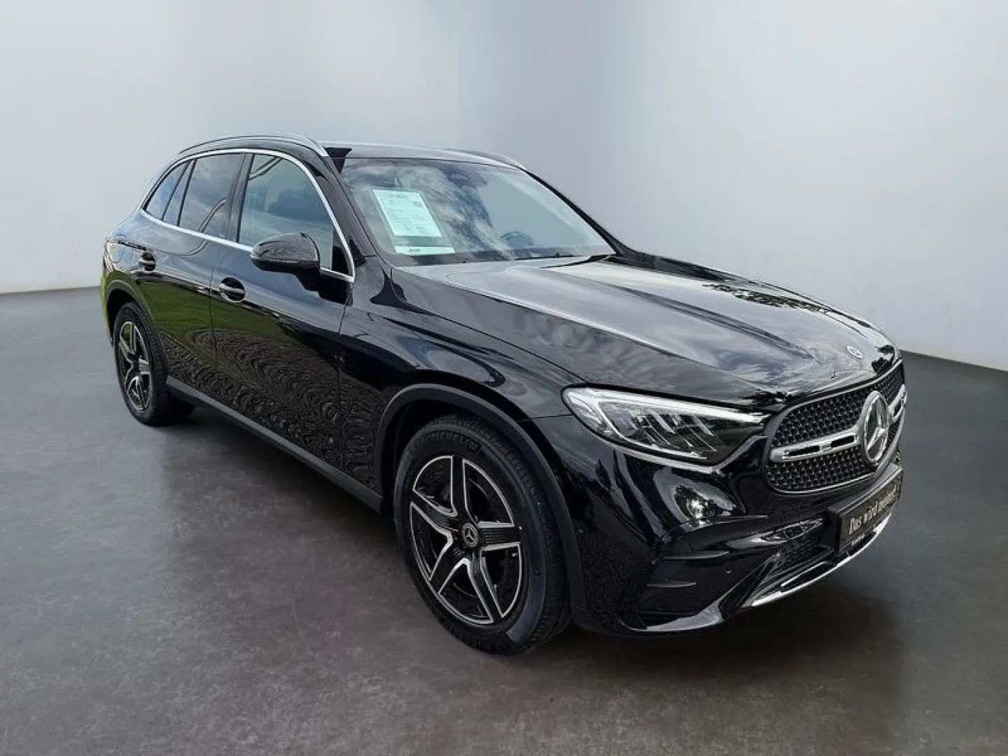 GLC 200 4M   AMG SPUR PANO AHK KAMERA PDC SHZ