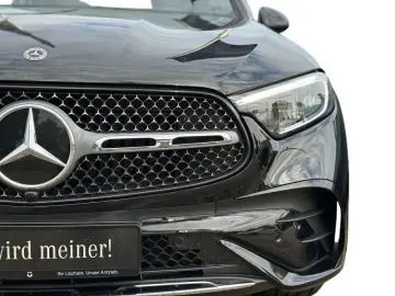 GLC 200 4M   AMG SPUR PANO AHK KAMERA PDC SHZ